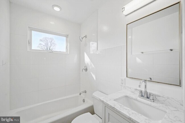 Building Photo - 7108 Wilburdale Dr
