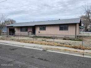 Building Photo - 185 Ferguson St