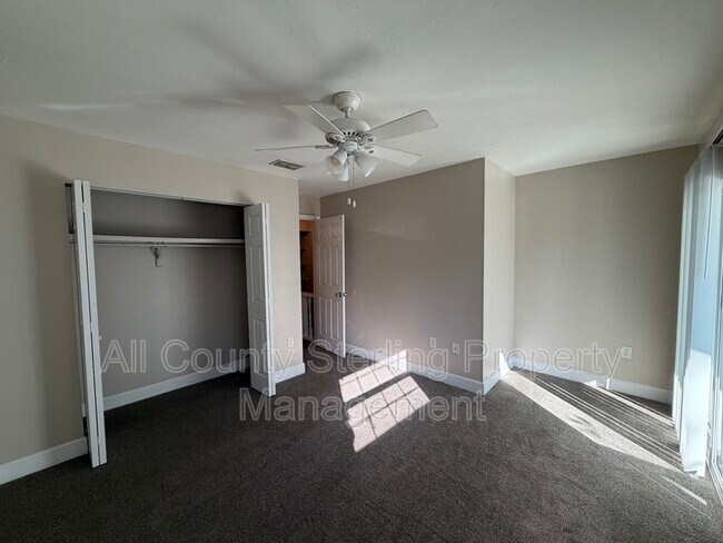 Foto del edificio - 1718 SW 69th Terrace