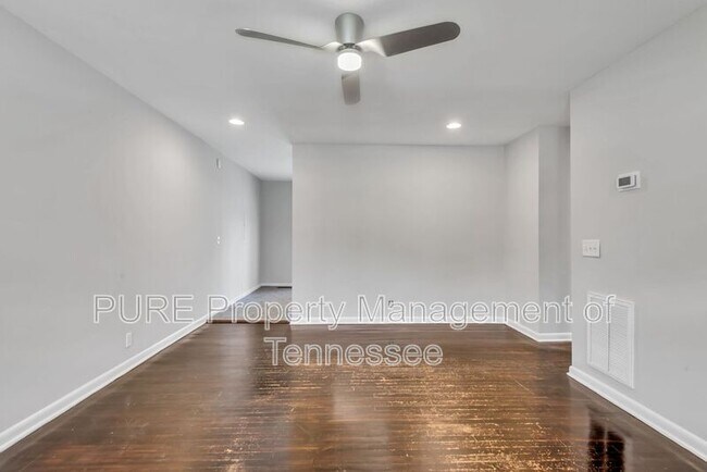 Building Photo - 1715 24th Ave N