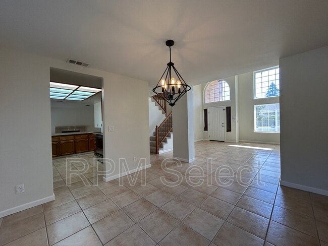 Building Photo - 1314 Jamestown Dr