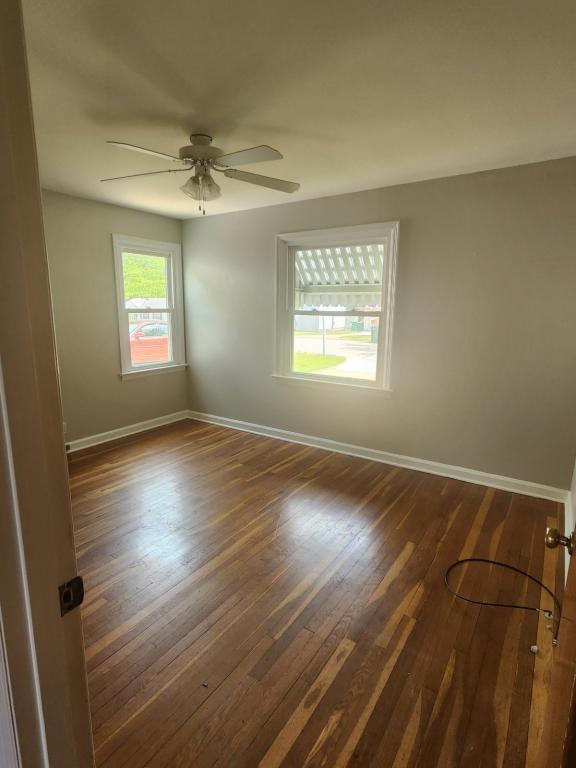 Foto del edificio - 1237 Bakewell Dr