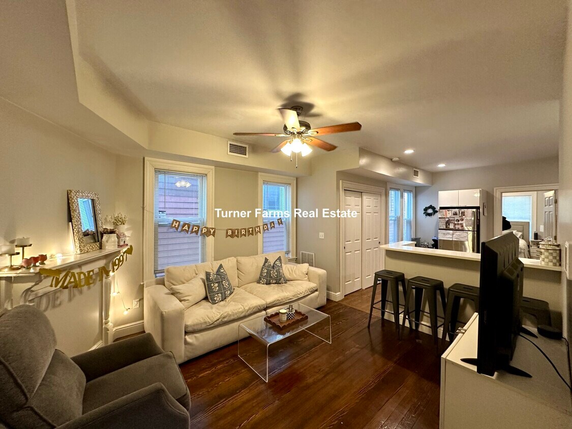 Foto principal - 157 Hampshire St