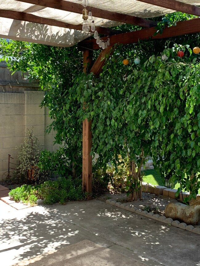 Building Photo - 1554 Orchard Dr. Newport Beach CA, 92660