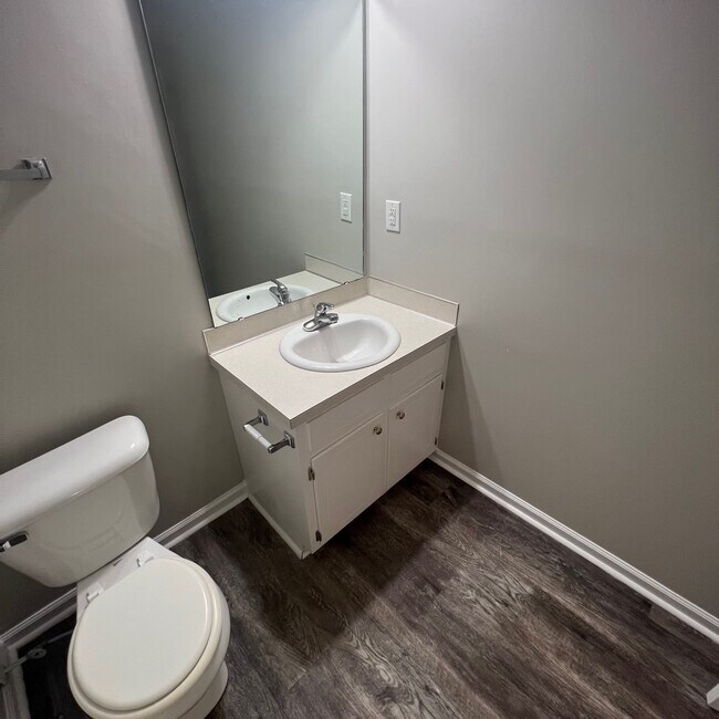 Foto del edificio - 2340 Vineyard Dr