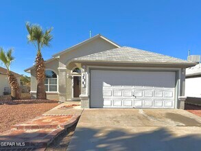 Building Photo - 12285 Tierra Plata Dr