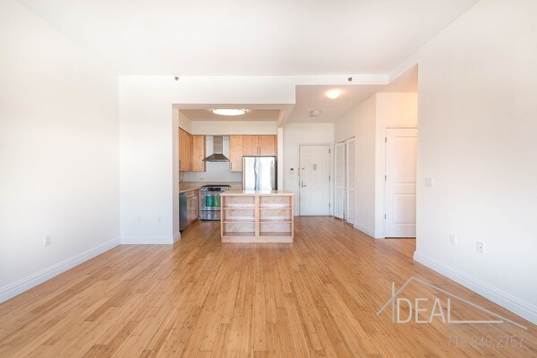 Building Photo - 150 Clermont Avenue #2IR