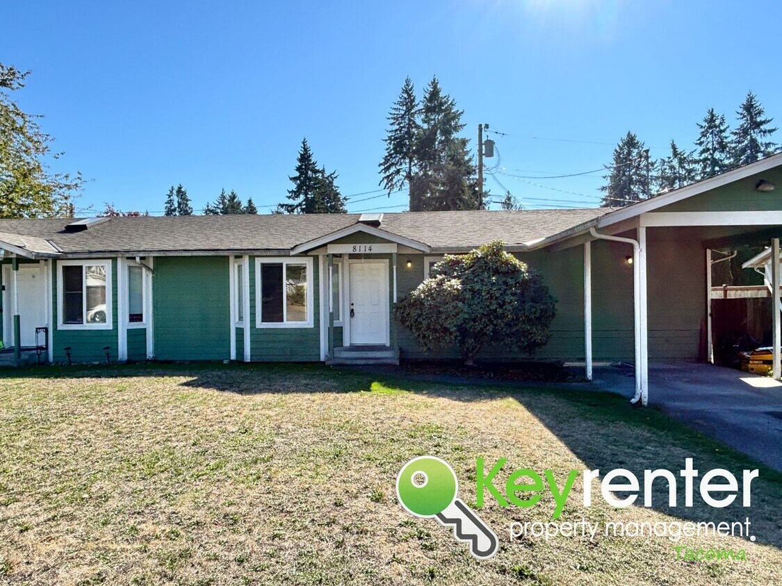 Primary Photo - Stylishly Updated Lakewood Duplex Unit in ...
