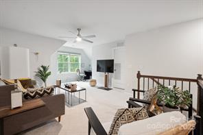 Foto del edificio - 17812 New Mark Ave