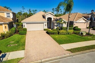 Building Photo - 9078 Shadow Glen Way