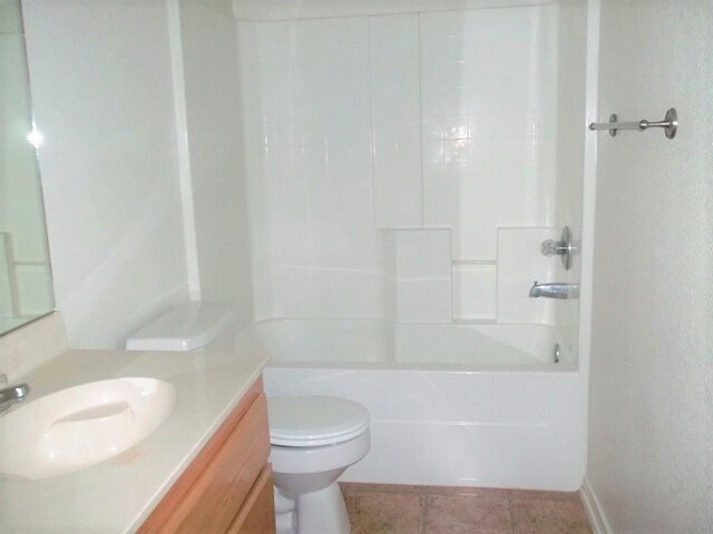 Building Photo - 2716 Ashley Dr
