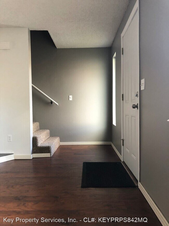 Foto del edificio - 2 br, 1.5 bath House - 1809 NE 116th St - A