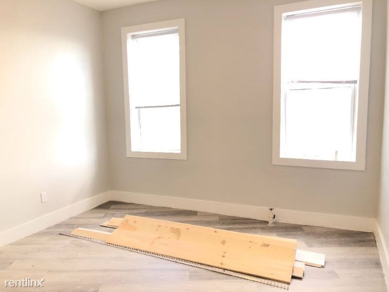 Building Photo - 104 Booraem Ave