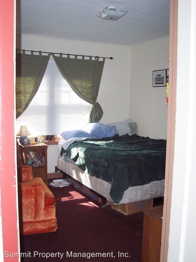 Foto del edificio - 1615 Sherwood St