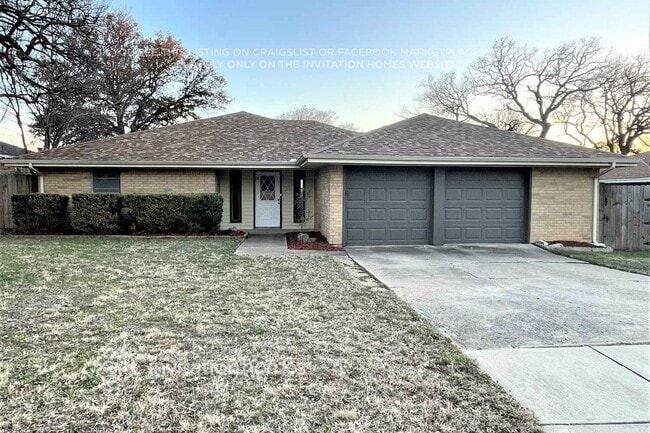 Building Photo - 713 Ridgewood Cir