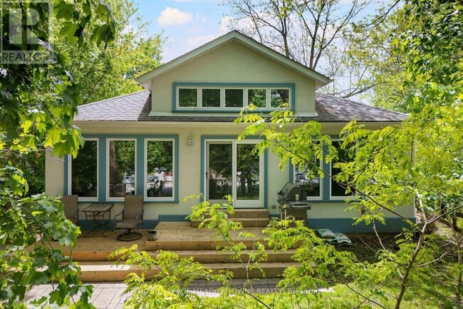 Building Photo - 307B QUEEN STREET S