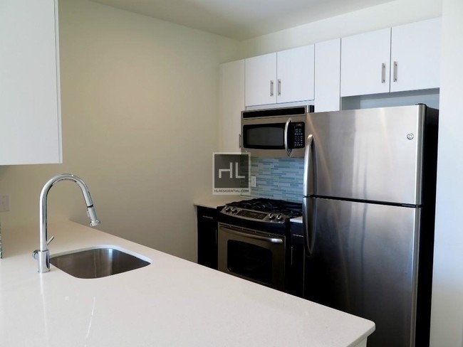 Foto principal - 250 N 10th St