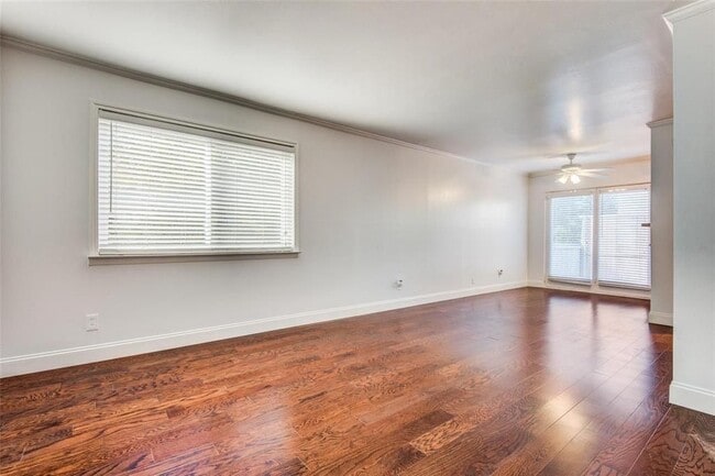 Building Photo - 4011 Cole Ave