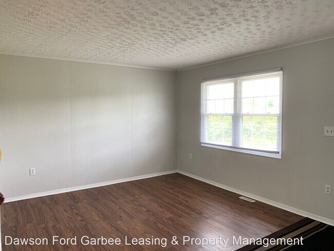 Foto del edificio - 6001 Pleasant Valley Rd