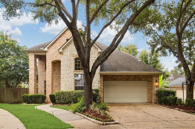 Foto del edificio - 4422 Roundtree Ln