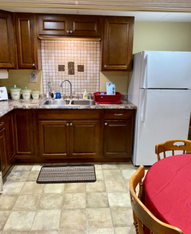 4001 Crestview Ave, Easton, PA 18045 Condo for Rent in Easton, PA