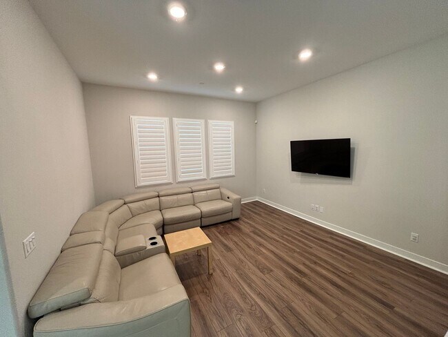 Building Photo - 27272 W Red Willow Ct