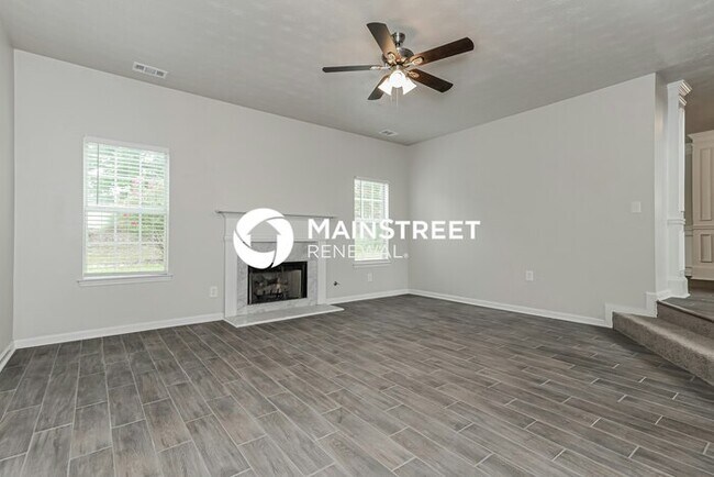 Building Photo - 4 Bedroom Pet-Friendly Home in MCDONOUGH, GA with Main Street Renewal
