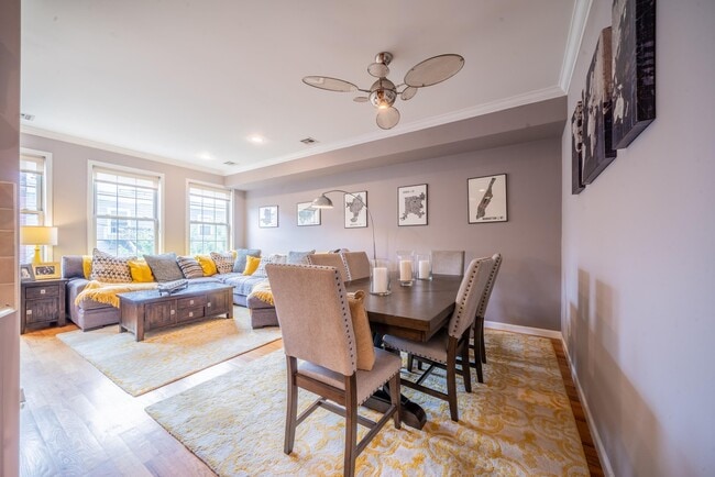 Building Photo - 382 3rd St