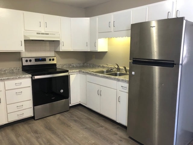 Building Photo - 1161 N Melrose St