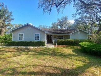 Building Photo - 994 Country Lake Cir