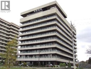 Building Photo - 5125 Riverside Dr E
