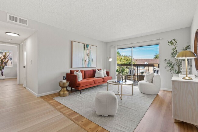 Foto del edificio - 5319 Ridgeview Cir