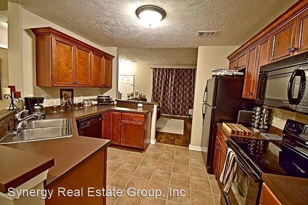 Building Photo - 2 br, 2.5 bath House - 2003 Arum Ct