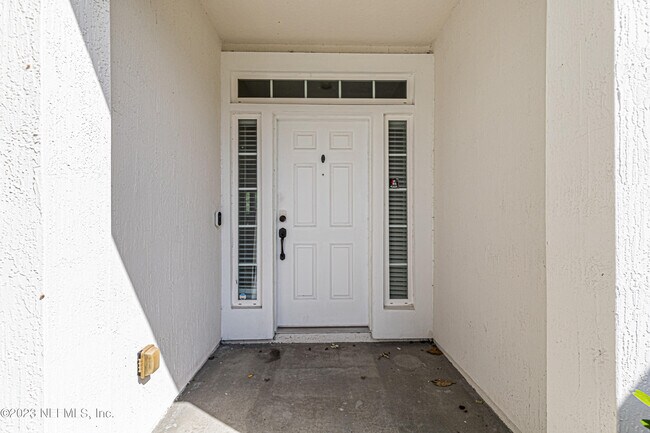 Foto del edificio - 3861 Aubrey Ln