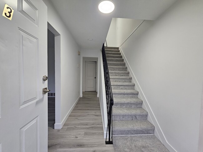 Building Photo - 26784-26732 Avenue3