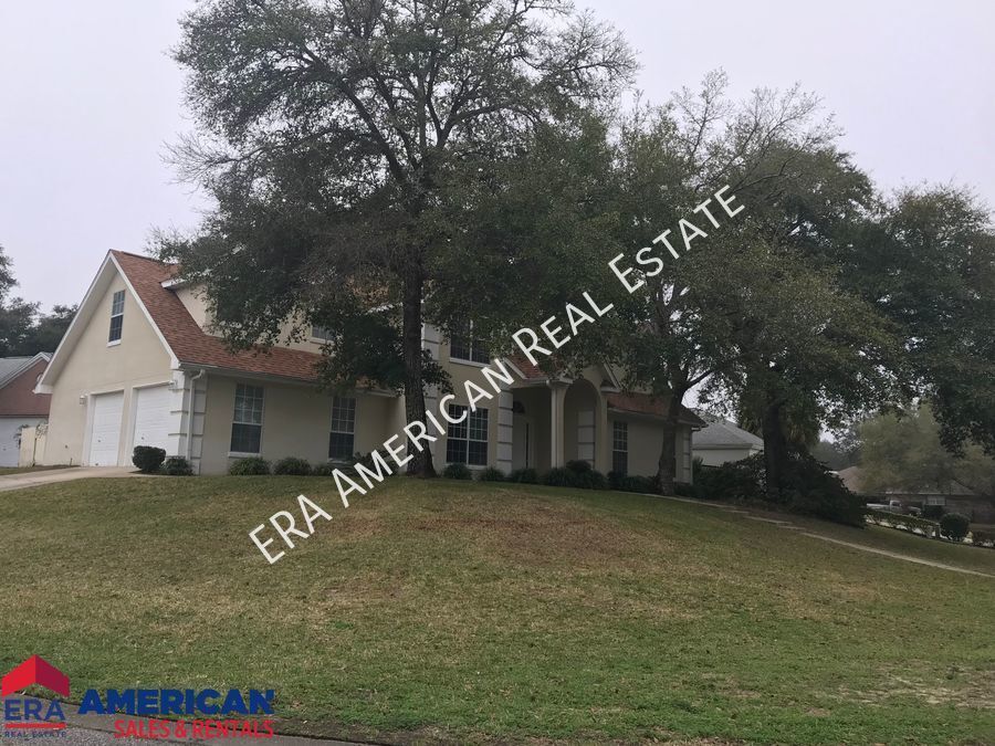 810 Boulevard of the Champions, Shalimar, FL 32579 House Rental in