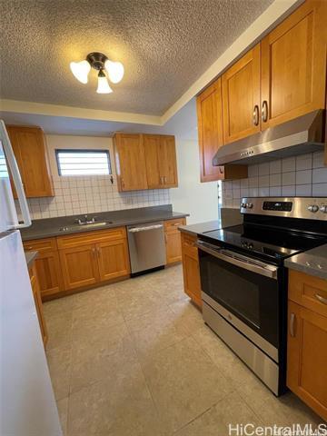 Primary Photo - 2240 Kuhio Ave.