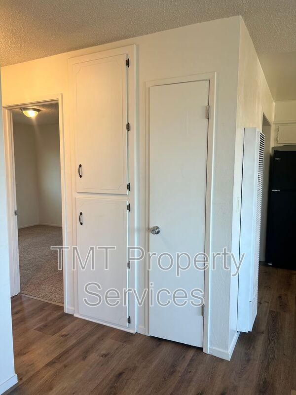 Building Photo - 2170 Seaview Ave
