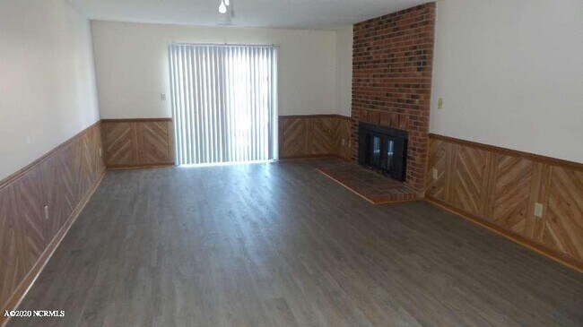 Foto del edificio - 3905 Guardian Ave