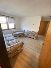 Building Photo - 189 Ferry St