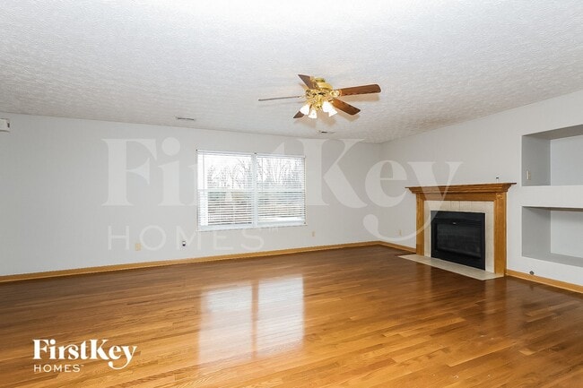 Building Photo - 3053 Kings Realm Ave