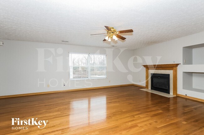 Foto del edificio - 3053 Kings Realm Ave