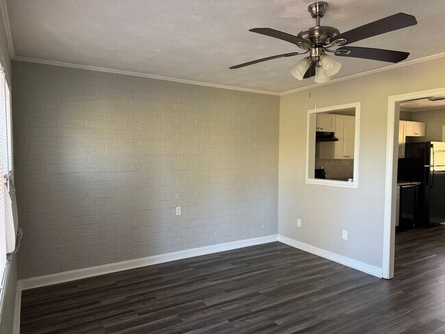 Foto del edificio - Two Bedroom Duplex in Lincolnton