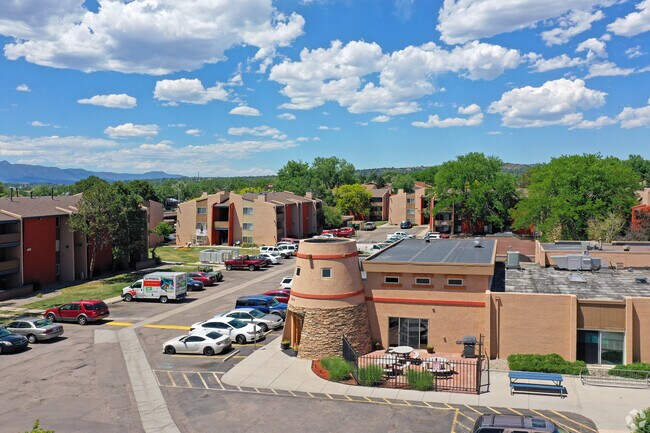 Foto del edificio - Greentree Village