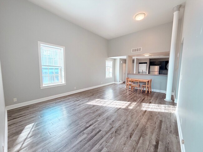 Foto del edificio - 11 N Beaver St