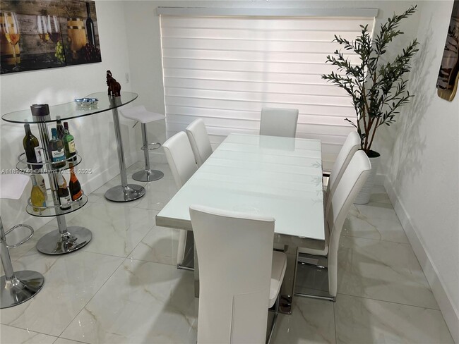 Foto del edificio - 13924 SW 46th Terrace