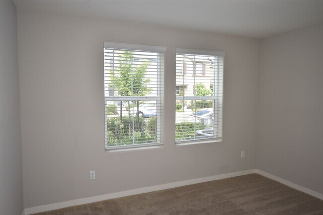 Foto del edificio - 4097 Southampton St
