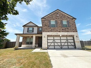 Building Photo - 1720 Foxglove Dr