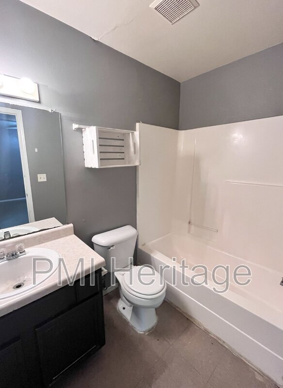 Foto del edificio - 809 E Huntsville Ave