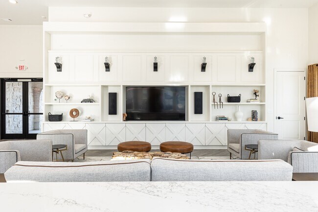 Foto del edificio - Tessa Barrow Crossing Townhomes